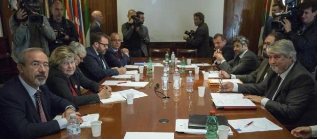 Riforma Pensioni 2017, oggi 1 marzo confronto Governo-Sindacati su Ape, le novità - foto italiapost.it Riforma Pensioni 2017, oggi 1 marzo confronto Governo-Sindacati su Ape, le novità - foto italiapost.it