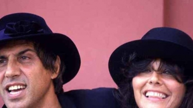 Adriano Celentano e Claudia Mori sono assediati dai ladri a casa loro