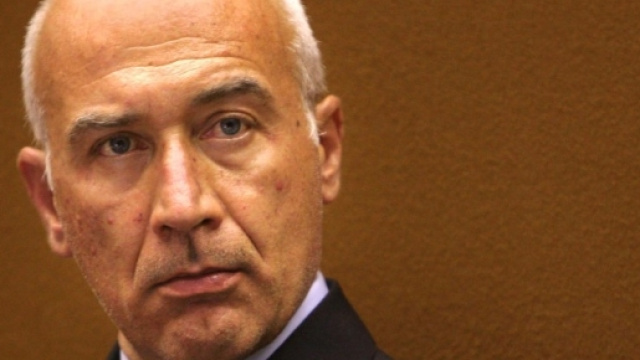 Alfredo Romeo raccontato da Alfredo Romeo. La biografia dell ... - formiche.net