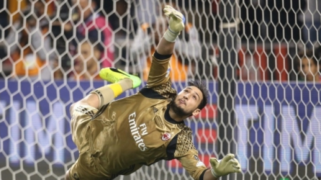 Rumors inglesi spingono Donnarumma al Man Utd o Chelsea.