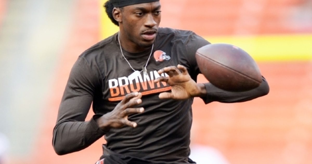 Cleveland Browns release Robert Griffin III after injury-plagued season