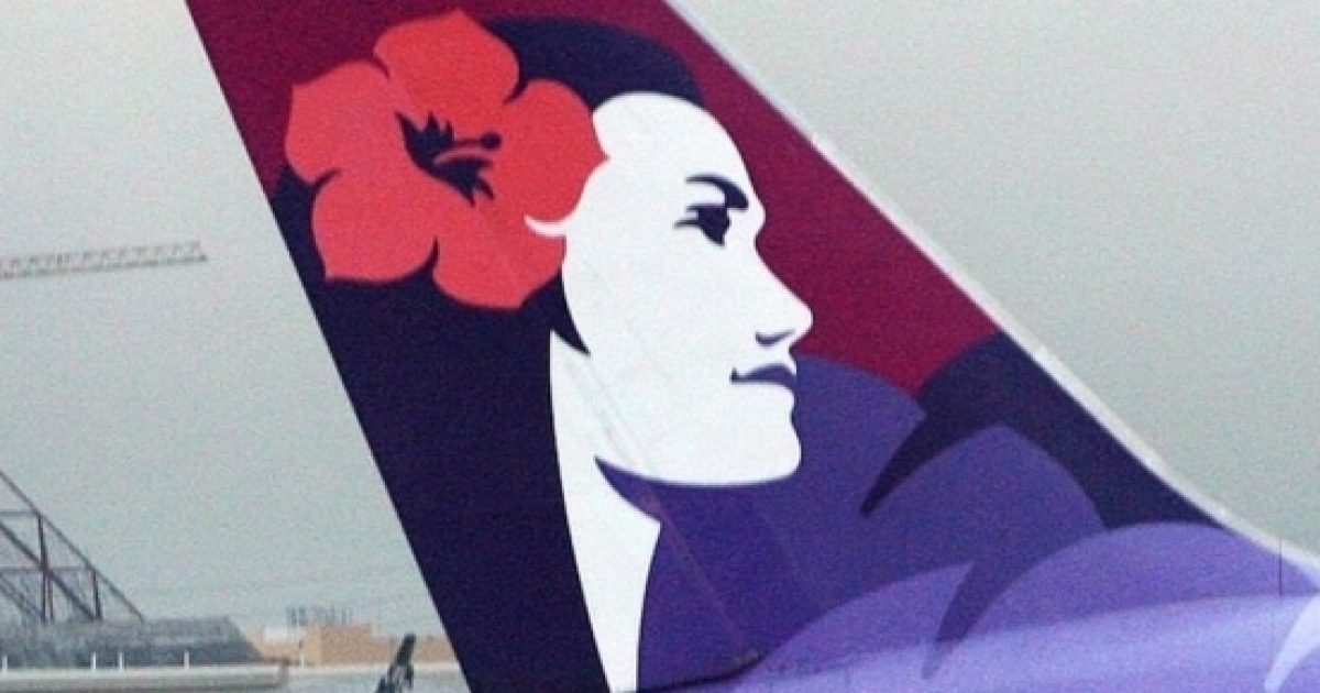 Hawaiian Airlines reroutes flight over passenger's blanket charge complaint