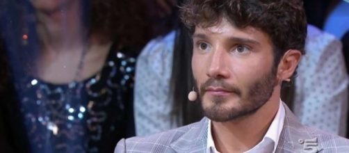 Gossip: Stefano De Martino arrabbiato? Ecco di chi sarebbe la colpa.