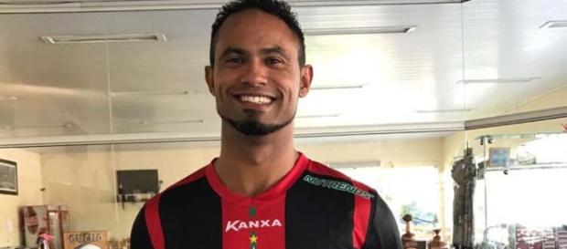 Boa Esporte Clube assinou com o goleiro Bruno Boa Esporte Clube assinou com o goleiro Bruno