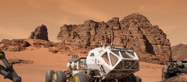 Boots on Mars by 2050, 'The Martian' Author Says (Video) - space.com Boots on Mars by 2050, 'The Martian' Author Says (Video) - space.com
