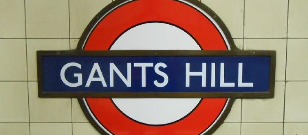 Gants Hill Central Line Station - TheGhostStationHunters - smugmug.com Gants Hill Central Line Station - TheGhostStationHunters - smugmug.com