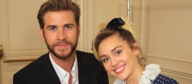 Liam Hemsworth com Miley Cyrus Liam Hemsworth com Miley Cyrus