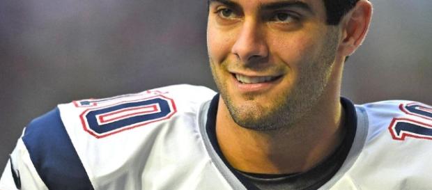 Garoppolo é o reserva de Tom Brady e deve ser trocado Garoppolo é o reserva de Tom Brady e deve ser trocado