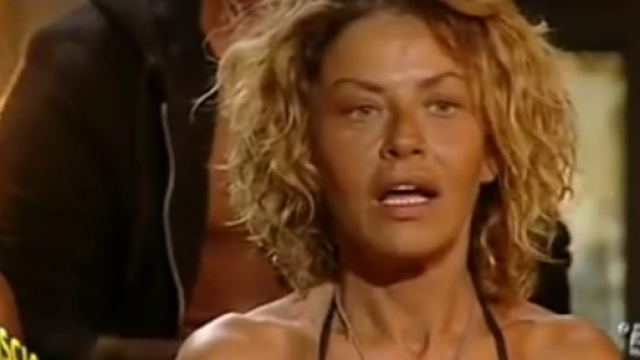 Eva Grimaldi: Striscia torna sul caso della sua eliminazione dall'Isola