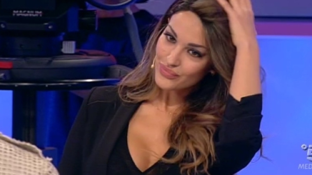 Uomini e Donne: segnalazioni shock sulla tronista Rosa Perotta