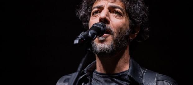 Alchemaya è il nuovo progetto artistico di Gazzé Alchemaya è il nuovo progetto artistico di Gazzé