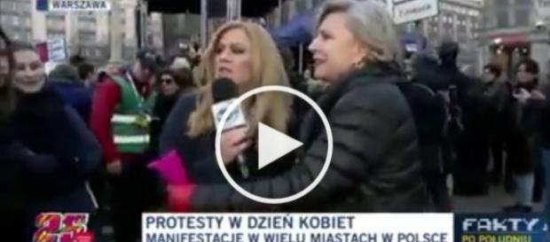 Janda z dziennikarką TVN robią kabaret Janda z dziennikarką TVN robią kabaret