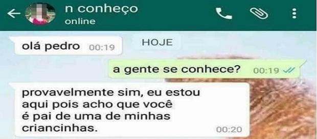 Pedro confundiu a professora de seu filho com uma stripper pelo WhatsApp Pedro confundiu a professora de seu filho com uma stripper pelo WhatsApp