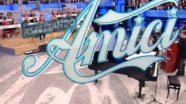 Amici 16: la squadra blu e la bianca sono pronte al debutto