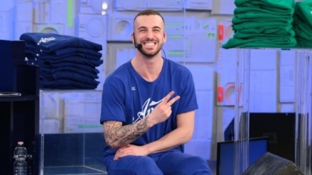 Amici 16, registrazione 8 marzo: spoiler | Velvet Music Italia - velvetmusic.it