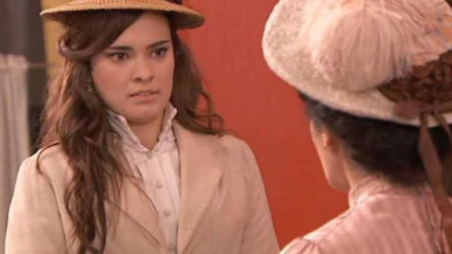 Una Vita, Leonor è ancora viva.