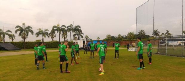 Atlético Nacional entrenó en el Monumental de Guayaquil Foto: @nacionaloficial Atlético Nacional entrenó en el Monumental de Guayaquil Foto: @nacionaloficial