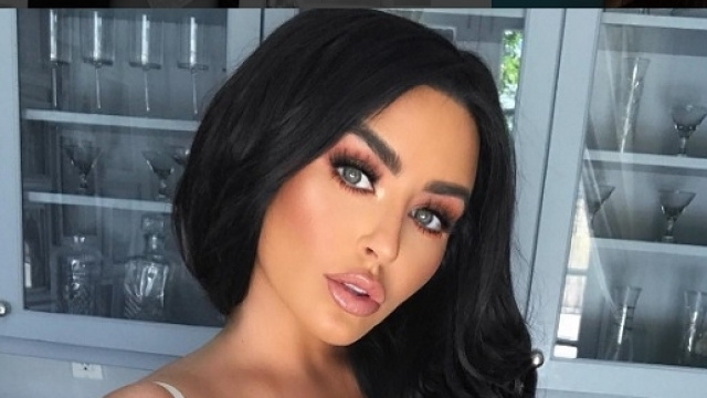 Abigail Ratchford in una recente foto su Instagram (credit: Instagram/abigailratchford)