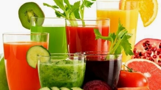 Il consumo quotidiano di estratti di frutta e ortaggi protegge dalle malattie cardiovascolari.