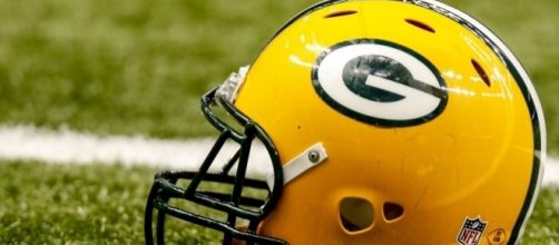 The Packers need to get moving in free agencyif the want to fill the holes they have - lombardiave.com