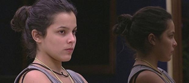 Por causa de agressão Emilly pode ser expulsa do BBB17. Por causa de agressão Emilly pode ser expulsa do BBB17.