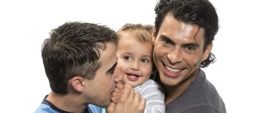 Opiniones de Gabriel Andrade: ¿Es aceptable la adopción por padres ... - blogspot.com