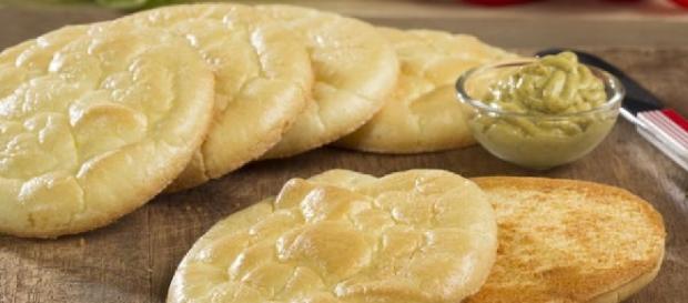 Aprenda a fazer o pão nuvem, uma deliciosa alternativa para quem tem restrição a carboidratos e glúten Aprenda a fazer o pão nuvem, uma deliciosa alternativa para quem tem restrição a carboidratos e glúten