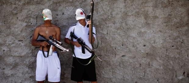 Conheça crimes que você comete e nem sabia Conheça crimes que você comete e nem sabia
