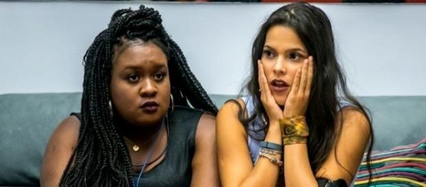 Depois de trair Emilly no BBB17, Roberta é eliminada com 79% dos votos do público Depois de trair Emilly no BBB17, Roberta é eliminada com 79% dos votos do público