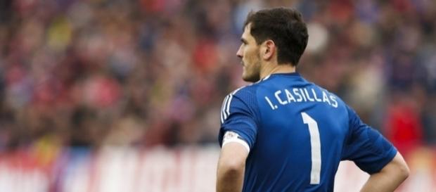 Iker Casillas ultima su fichaje por el Oporto y a Sara Carbonero ... - hola.com Iker Casillas ultima su fichaje por el Oporto y a Sara Carbonero ... - hola.com