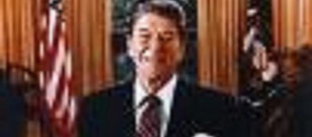 President Ronald Reagan (White House) President Ronald Reagan (White House)