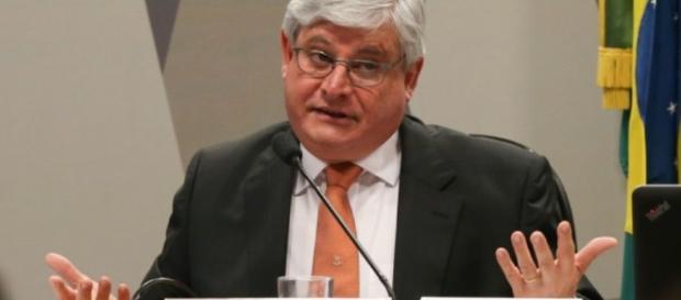 Procurador-geral da República, Rodrigo Janot, apresenta lista de investigados na Operação Lava-Jato Procurador-geral da República, Rodrigo Janot, apresenta lista de investigados na Operação Lava-Jato