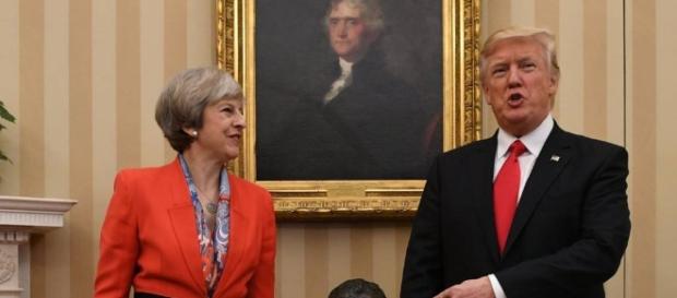 Theresa May in US for President Trump talks - BBC News - bbc.com Theresa May in US for President Trump talks - BBC News - bbc.com