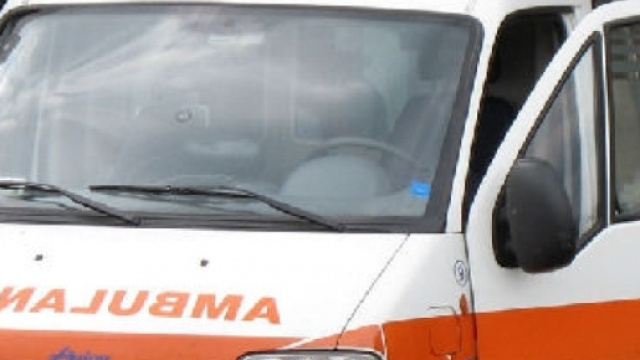 Cosenza: 22enne accoltellato in centro