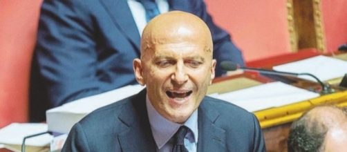 Augusto Minzolini salvato dalla decadenza con i voti del Pd