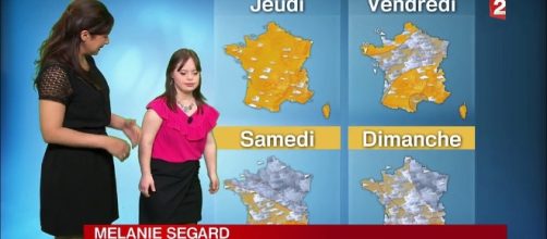 Un sogno che si avvera per una ragazza francese con sindrome di Down: condurre il meteo. Foto: youtube.