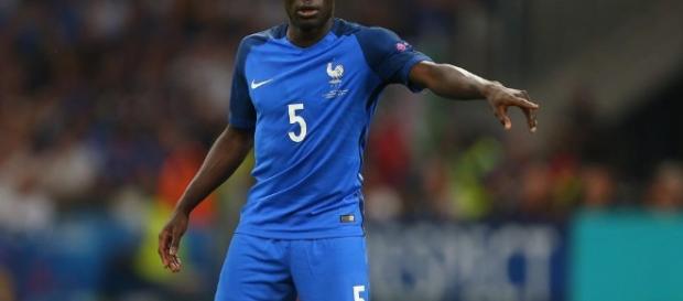 De retour chez les Bleus, N'Golo Kanté est très performant cette saison en Premier League 101greatgoals.com De retour chez les Bleus, N'Golo Kanté est très performant cette saison en Premier League 101greatgoals.com