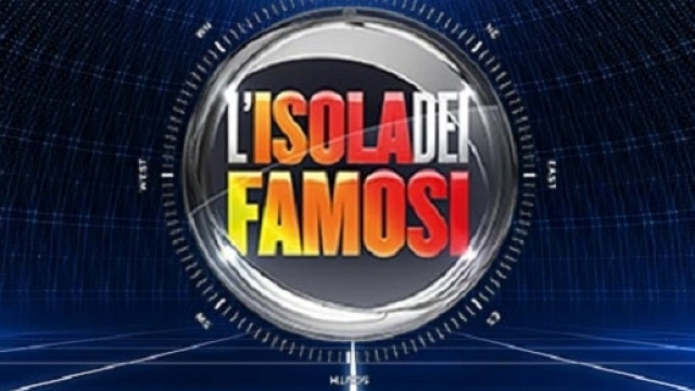 Isola dei Famosi 2017: vero amore tra Degan e Barale? Polemiche su Moreno