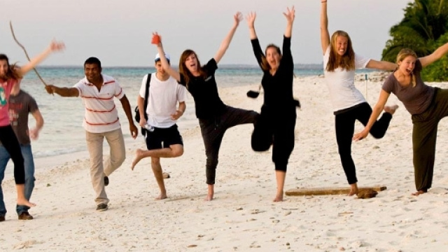 Make A Memorable Holiday With Friends | Tour-BC.net - tour-bc.net