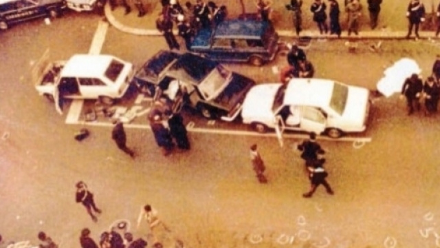 Un&rsquo;immagine della strage di via Fani del 16 marzo 1978
