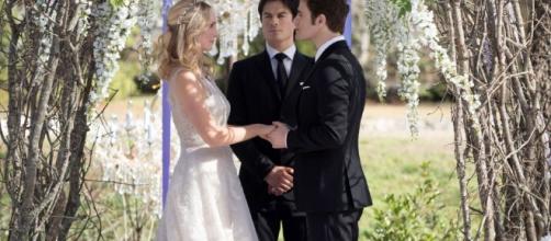 Stefan y Caroline consiguen su esperada boda