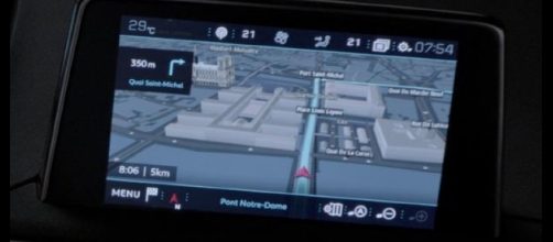 3D Connected Navigation su Peugeot 208