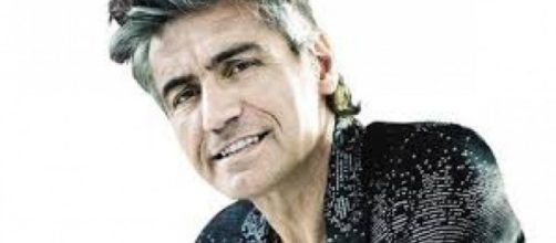 Luciano Ligabue, cantante tour made in Italy