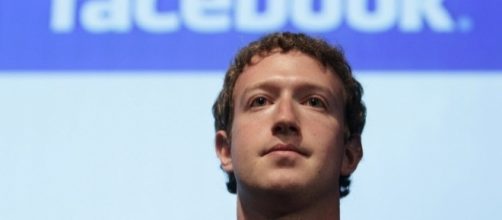 Mark Zuckerberg - Clases de Periodismo - clasesdeperiodismo.com