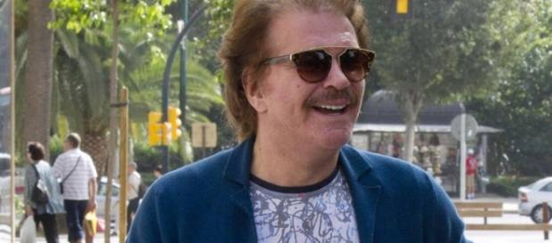 Engaña a 'la Campos'? Bigote Arrocet, pillado en su piso de ... - tribunavalladolid.com Engaña a 'la Campos'? Bigote Arrocet, pillado en su piso de ... - tribunavalladolid.com
