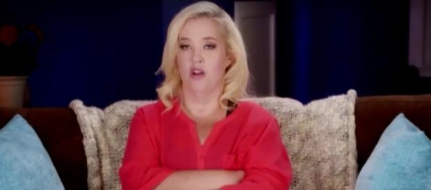 Is Mama June using her weight loss to get another show after previous series was dropped? (via YouTube - Entertainment Tonight) Is Mama June using her weight loss to get another show after previous series was dropped? (via YouTube - Entertainment Tonight)