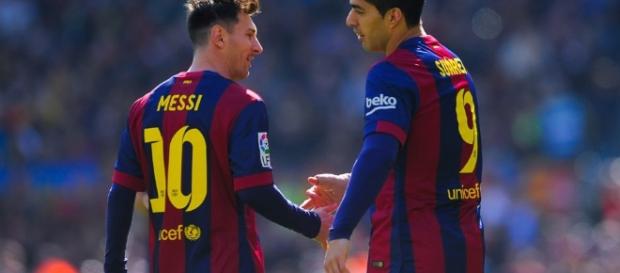 Messi e Suárez fazem revelação curiosa: urinam sentados Messi e Suárez fazem revelação curiosa: urinam sentados