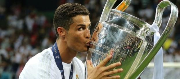 Real Madrid : L'avenir de Cristiano Ronaldo en suspens ! Real Madrid : L'avenir de Cristiano Ronaldo en suspens !