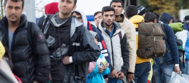 Türkei will 15.000 Migranten im Monat schicken - krone.at Türkei will 15.000 Migranten im Monat schicken - krone.at