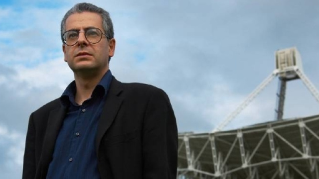 Biography - nickpope.net invasione aliena